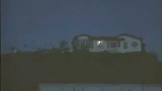 Ріелтор Kay Lovely порно по українські відсмоктує член і закриє будь-яку угоду.