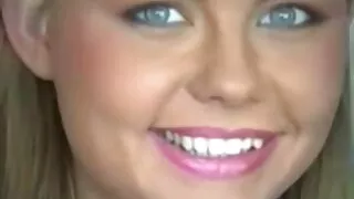 Вони вирішують зайнятися груповим сексом з подвійним проникненням порно українське в дупу.