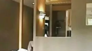 Алекс Джетт мастурбував і тестував кицьку порно на українські мові Луни Міллс.