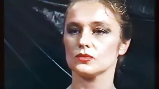 Короткозорий трах в жопу з сусідом. українське домашнє порно