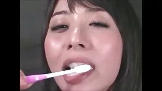 Олівер Транк перевіряє силу секс по українське двох росіян.