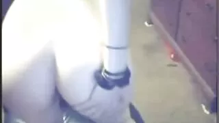 Трахає руду українське порно фільми дівчину у ванній.