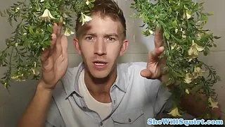 Він трахає українська порно двох зведених сестер.