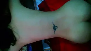 Афіна Фаріс робить українське домашнє порно мінет другові.